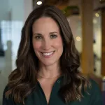 Tiffany Jungers Headshot