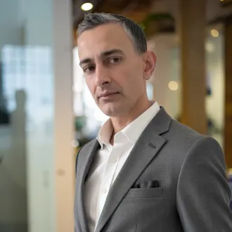 Aman Sabharwal headshot